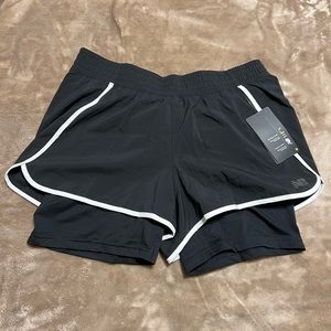 NWT NEW BALANCE Workout Shorts with Liner